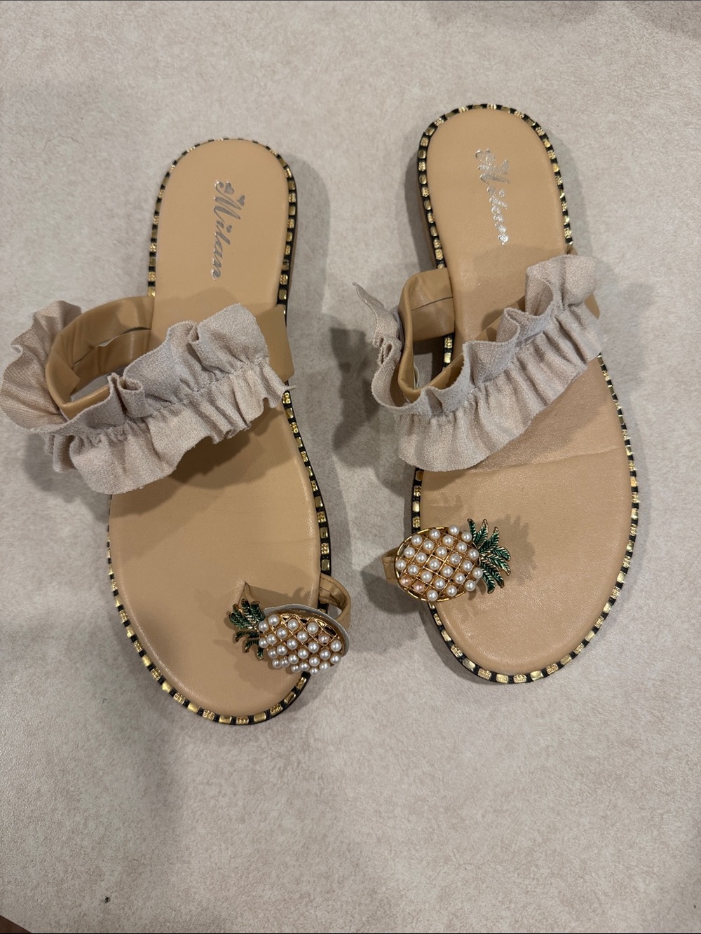 Women's Tan Slide Sandals with Pineapple Pearl Accent